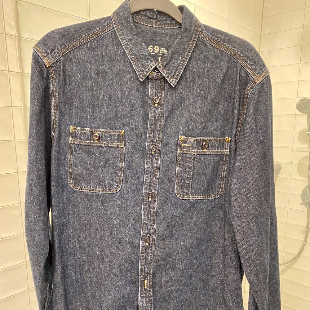 GAP Jean Shirt (Large)